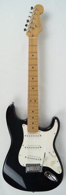 Fender American Standard Stratocaster - USA 1997 - Schwarz, black - Maple