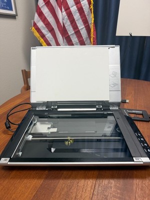 Canon CanoScan LiDE 700F Flatbed Scanner w/ 35mm Slide Film Scanning Adapter
