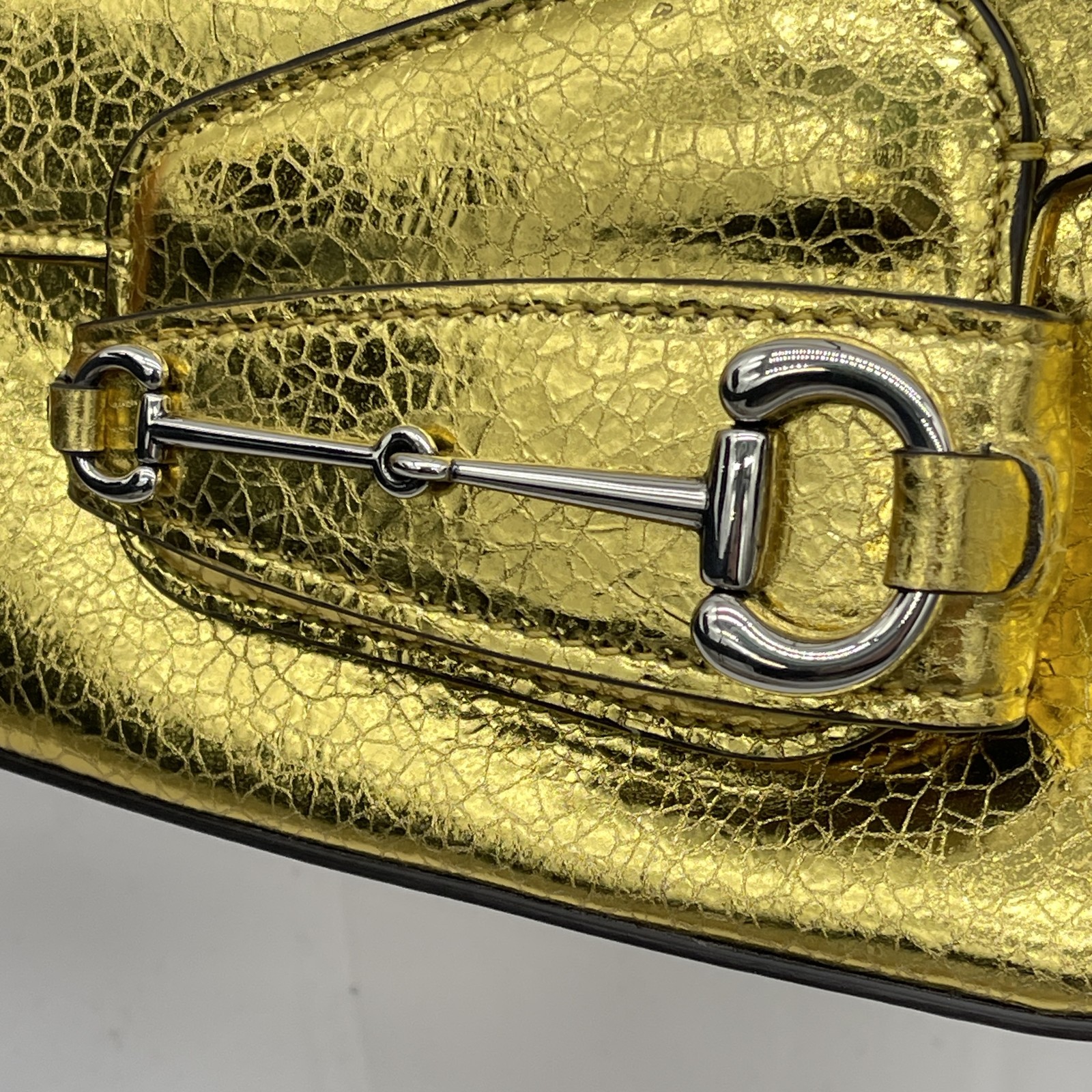 Gucci Mini Horsebit 1995 Asymmetric Shoulder Bag Metallic Leather Gold Pre-Owned thumbnail 4