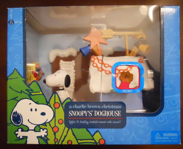 snoopy action figure