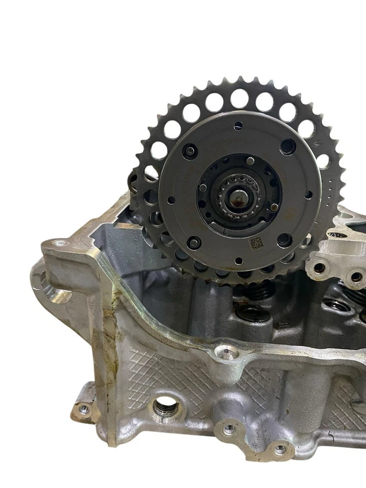 2020 - 2023 BMW X3 G01 LCI OEM 2.0L RWD ENGINE CYLINDER HEAD *27K MILES* - Image 4 of 4