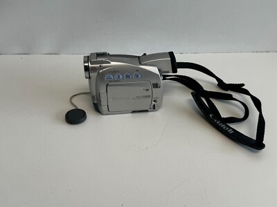 Shelf 18:  Canon ZR65MC ZR65 MC A Mini DV Camcorder
