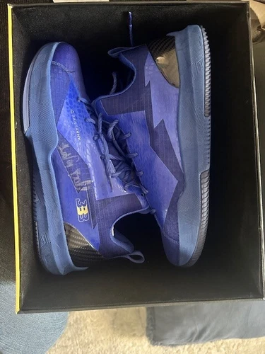 Big Baller Brand BBB Z02 Blue 10.5 Autographed by LaVar Ball Basketball shoes 