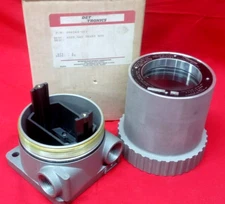 DET-TRONICS SENSOR JUNCTION BOX HOUSING TRANSMITTER 006264-013 U9500A1013