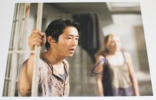 ACTOR STEVEN YEUN SIGNED AUTHENTIC THE WALKING DEAD GLENN 11X14 PHOTO B w/COA