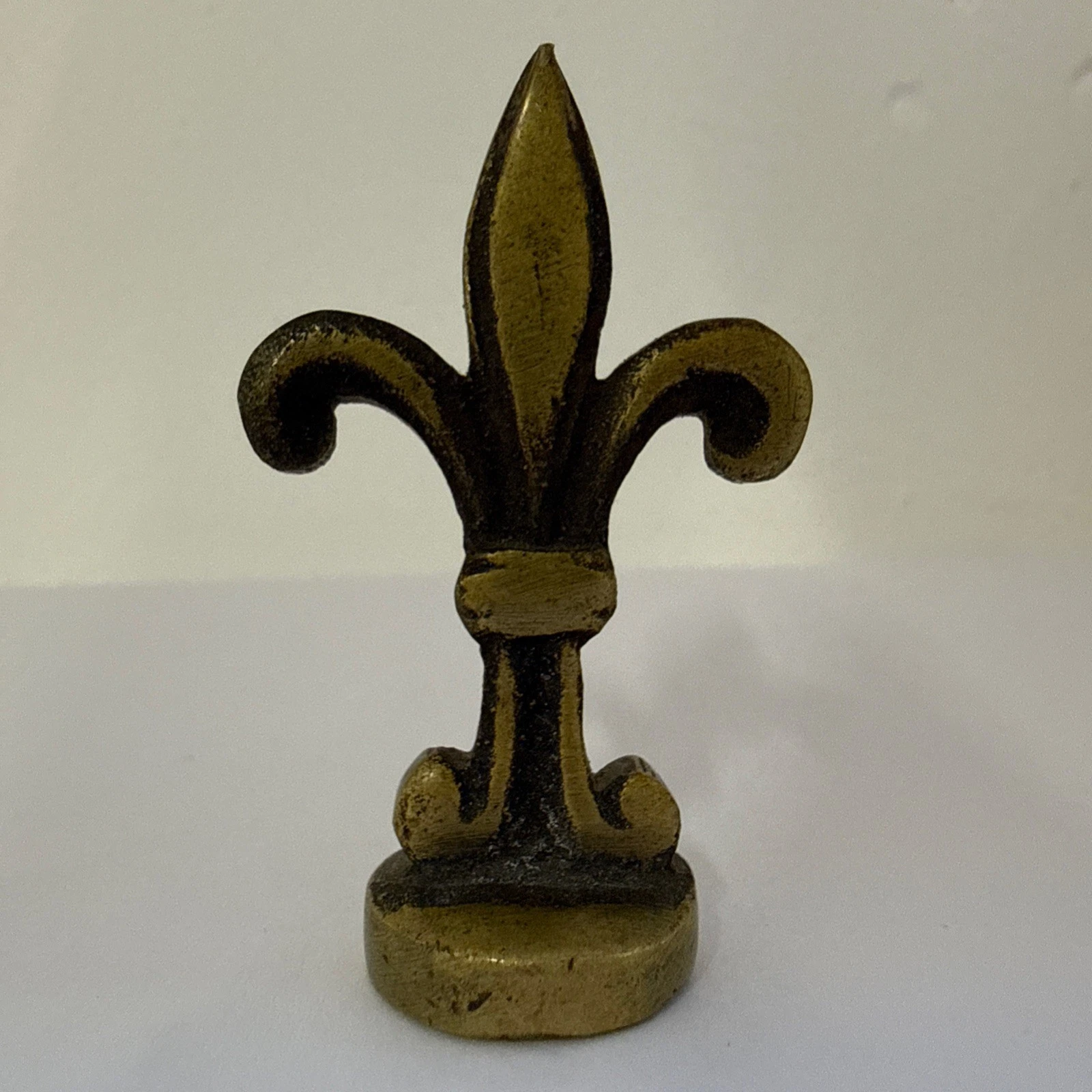1 Cachet Fleur De Lys