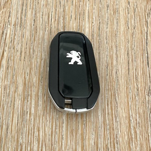 Peugeot Smart Key Replacement for Car Keyless Entry Used OO2
