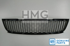 New genuine Holden VZ Commodore SV6 / SS lower grille