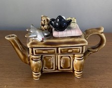 Vintage Farm Kitchen Table Sideboard  Novelty Decorative Miniature teapot Toys