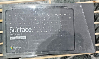 Microsoft Surface Touch Cover 2 schwarz mit Hintergrundbeleuchtung