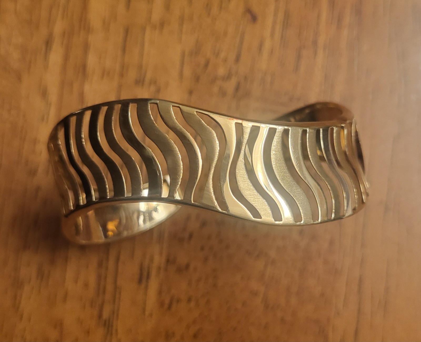 14K Solid Yellow Gold Openwork Wave Cuff Bracelet… - image 1