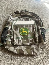Zaino mimetico John Deere verde con logo 15x13x4