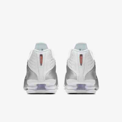New Nike Women's Shox R4 Shoes - White/ Metallic Silver (AR3565
