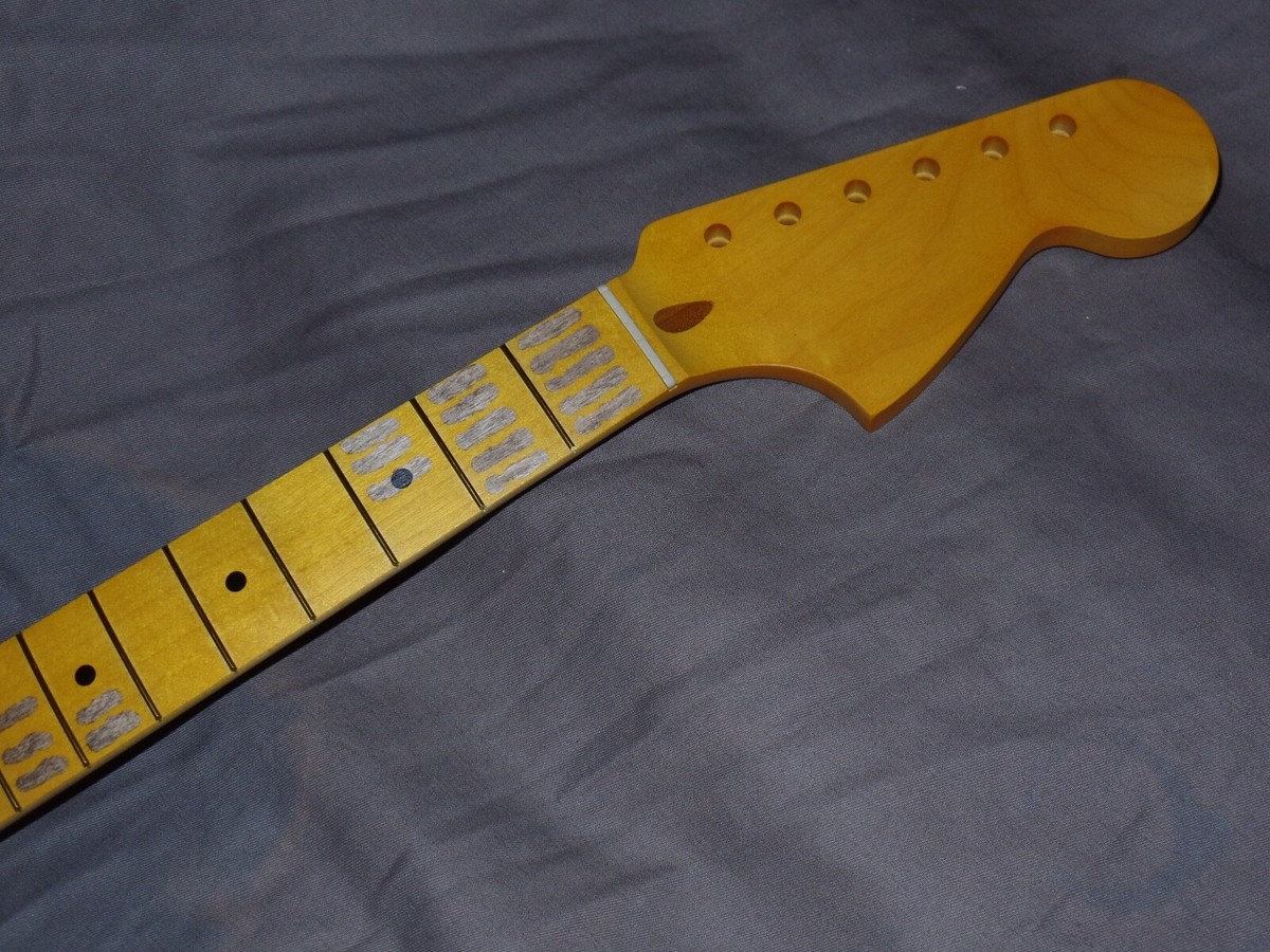 RELIC Allparts Maple Neck will fit JAGUAR mustang usa mjt mim