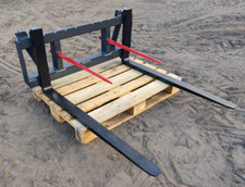 Palettengabel FEM2 2000kg für Euroaufnahme – Gabelzinken 1200mm + 2 Heu-Spieße