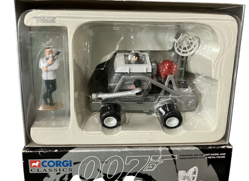 Corgi Classics: James Bond Collection Moon Buggy & James Bond Figure Set #65201 - Picture 5 of 23