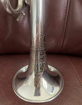 Buescher Model 9 Bb Trumpet (1921) (rare mute) (silver plated) (gold wash bell)