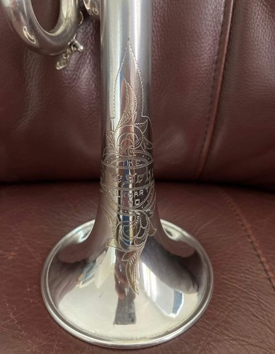 Buescher Model 9 Bb Trumpet (1921) (rare mute) (silver plated) (gold wash bell)
