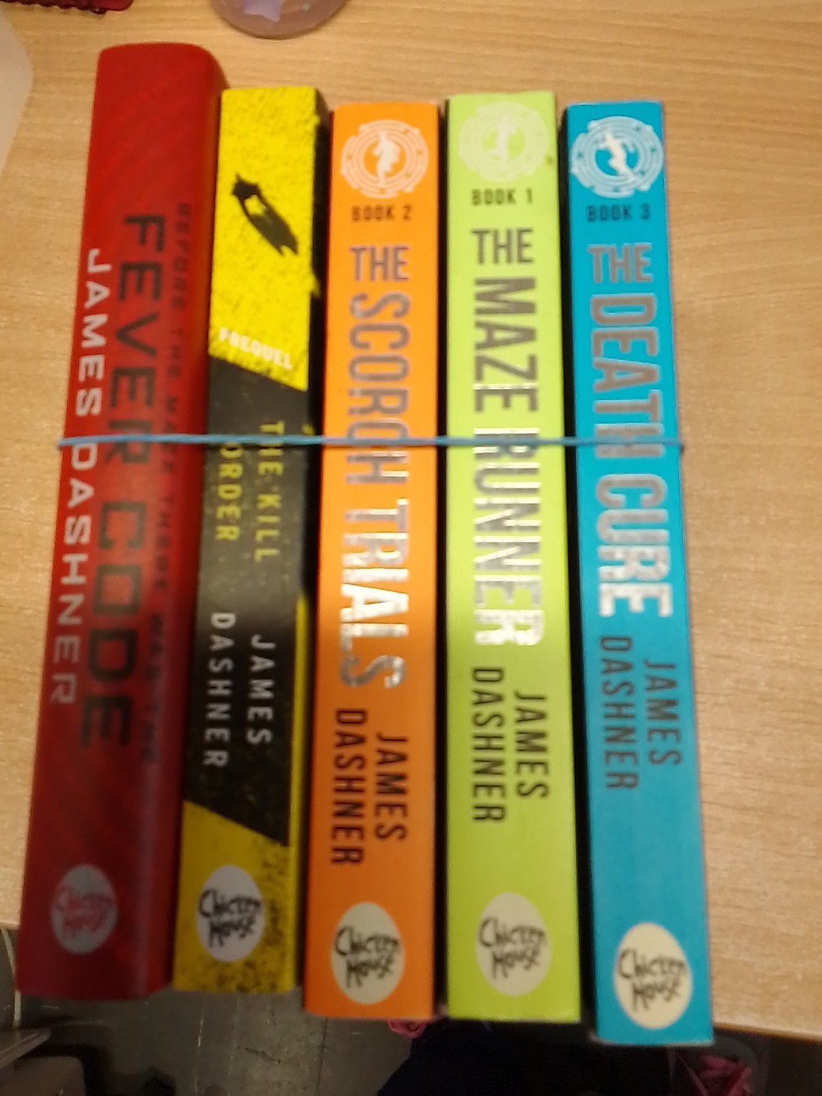 Maze Runner Series James Dashner 5 Books Set Fever Code,Death Cure,Scorch Trials