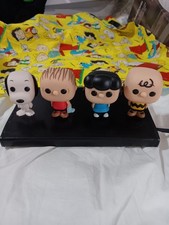 LOTE DE 4 MINI CACAHUETES FUNO POP VINILO CHARLIE BROWN SNOOPY LUCY Y LINUS!!!
