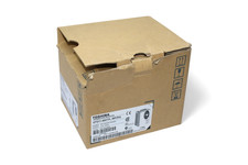 TOSHIBA VFS11-4007PL-WP R4 TRANSISTOR INVERTER 0.75 KW