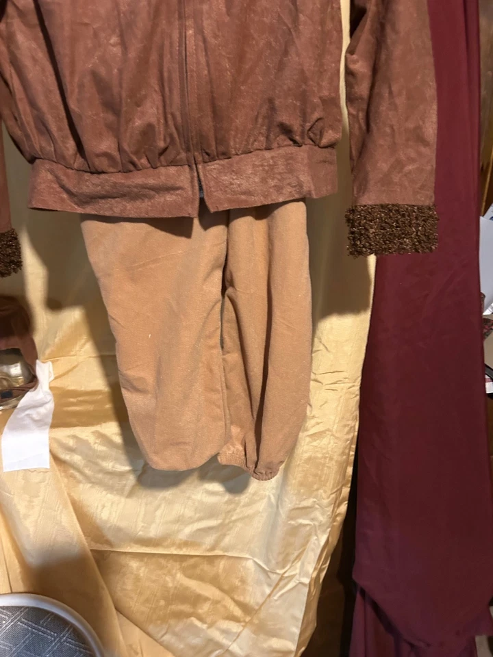 Amelia Earhart Disfraz Chaqueta Pantalones Sombrero Bufanda Niños XL Usado 2x para Juego Escolar Foto 3 de 4