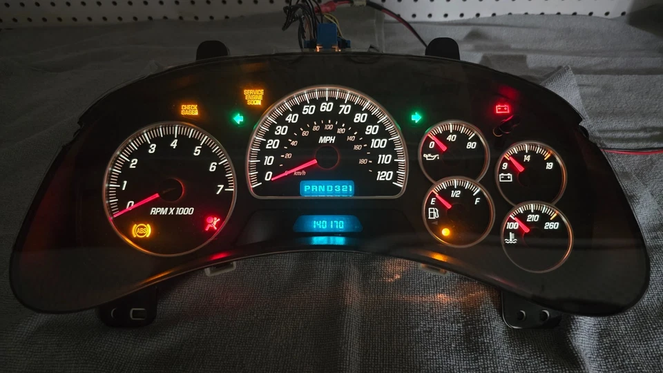 2002-2005 GMC Envoy Gauge Cluster - Image 3 of 4