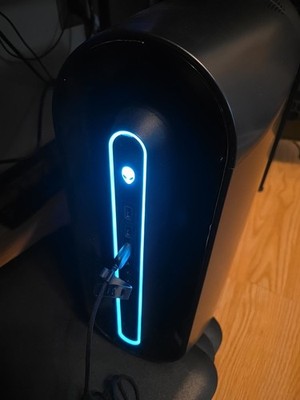 Alienware Aurora R9 i7-9700 RTX 2080 SUPER 16GB DDR4 Win 11 Pro BT + WiFI