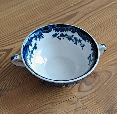 Royal Worcester Palissy Avon Scenes Tasse Porzellan blau/weiß England 179C