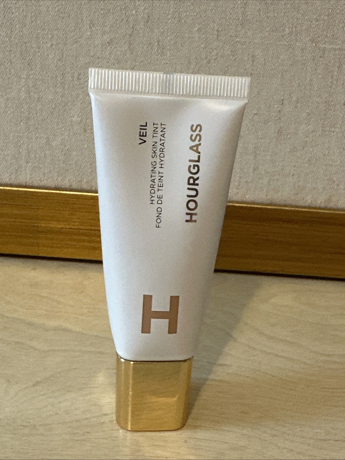 Hourglass Veil Hydrating Skin Tint - #7 - Full Size 1.1 oz / 35 ml - NEW NWOB