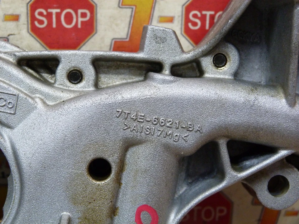 Bomba de aceite del motor Ford F150 2011 2012 2013 2014 2015 2016 2017 GL3Z6C639A OEM Foto 2 de 4