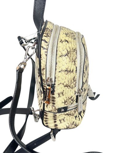 MICHAEL KORS Rhea Mini zaino in pelle goffrata serpente borsa a tracolla NUOVO - Foto 12 di 16