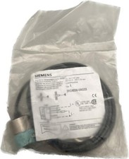 Siemens 3RG4024-0AG33 Inductive Proximity Switch 