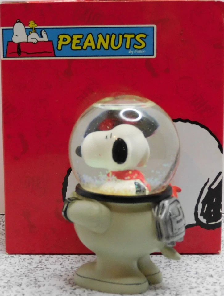 Figura Mini Globo Peanuts Snoopy Astronaut Westland Difícil de Encontrar Sin usar, en Caja Foto 4 de 4