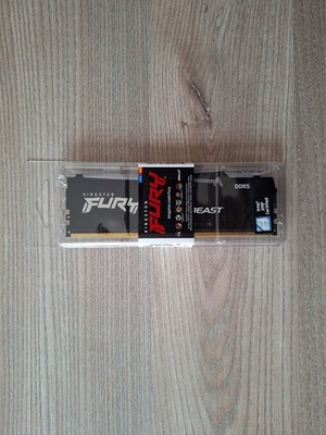 Kingston FURY BEAST RGB 32GB DDR5-6400MHz CL32 RAM / DIMM /  NEU&OVP 