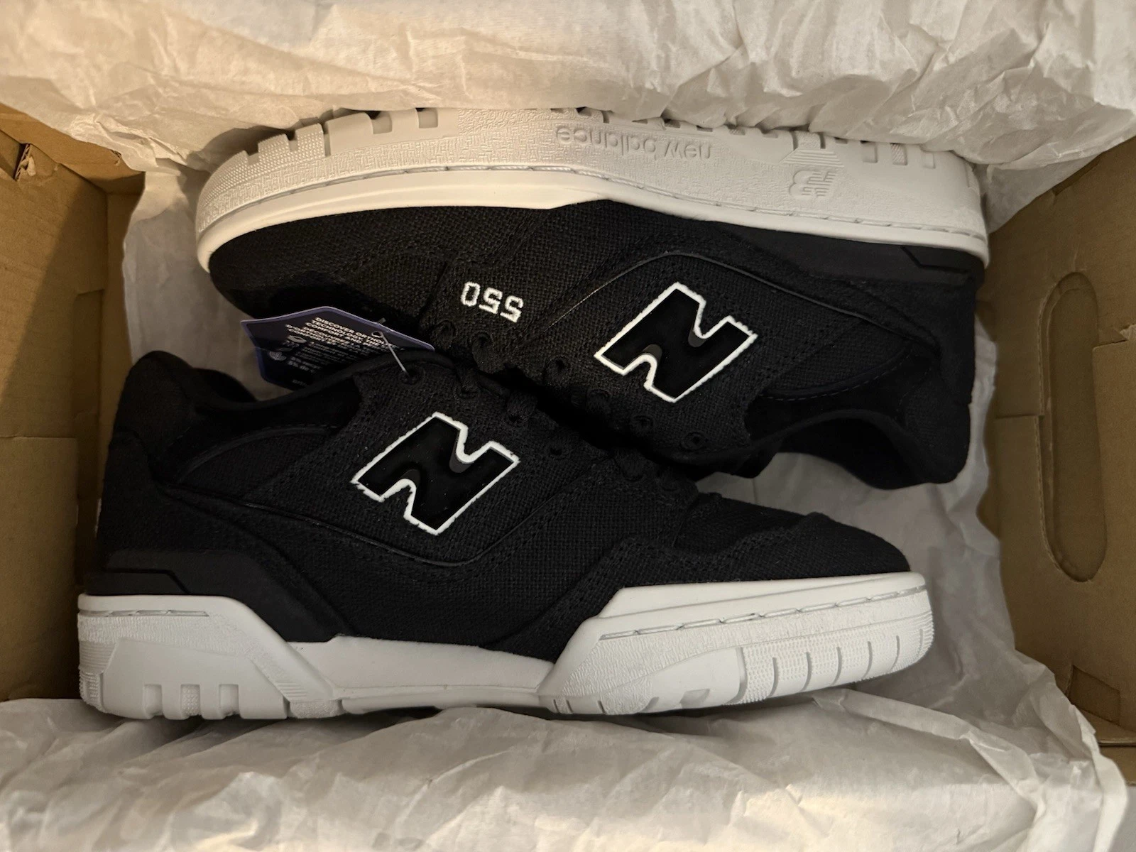 New Balance 550 Scarpe da Corsa Uomo Bianco Nero UK 4 EUR 37