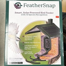 FeatherSnap Solar Powered Seed Bird Feeder AI Recognition Green FSBF001