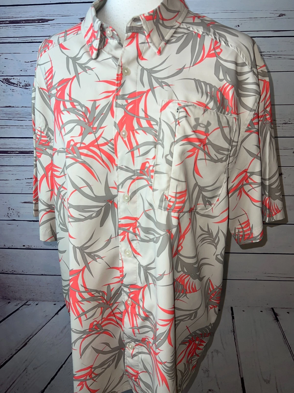 Under Armour Shirt XL Extra Large Dockside Sun Protection Vented Fishing Hiking