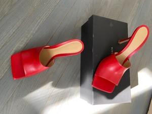 bottega veneta red sandals