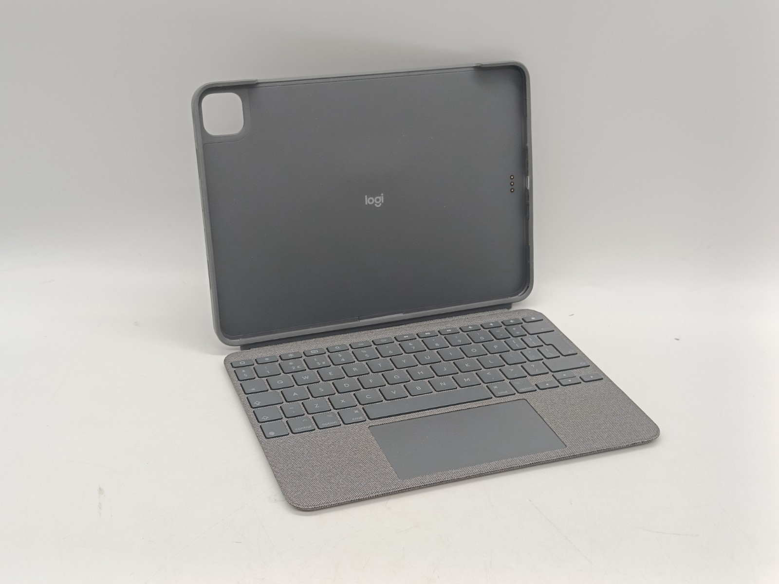Logitech Combo Touch for iPad Pro 11-inch 1st 2nd 3rd 4th gen 2018-2022 keyboard
