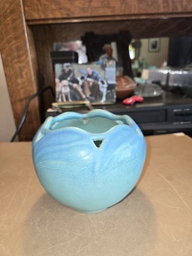 Vintage Art Pottery Van Briggle Ming Blue Turquoise Philodendron Leaf Bowl Vase