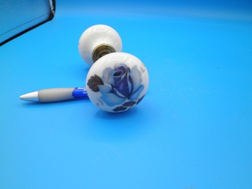 Porcelain Door Knob Blue Roses with white background adjustable Vintage - Picture 3 of 6