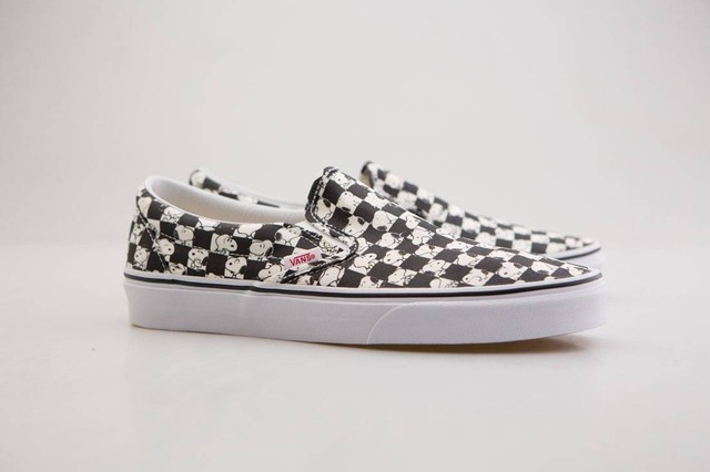 snoopy checkered vans