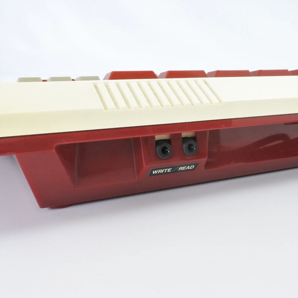 Famicom Family Basic Official Keyboard HVC-007 NINTENDO Tested JAPAN Ref 2401 - Image 4 of 4