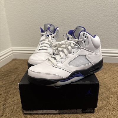 Size 8.5 - Jordan 5 Concord 2022
