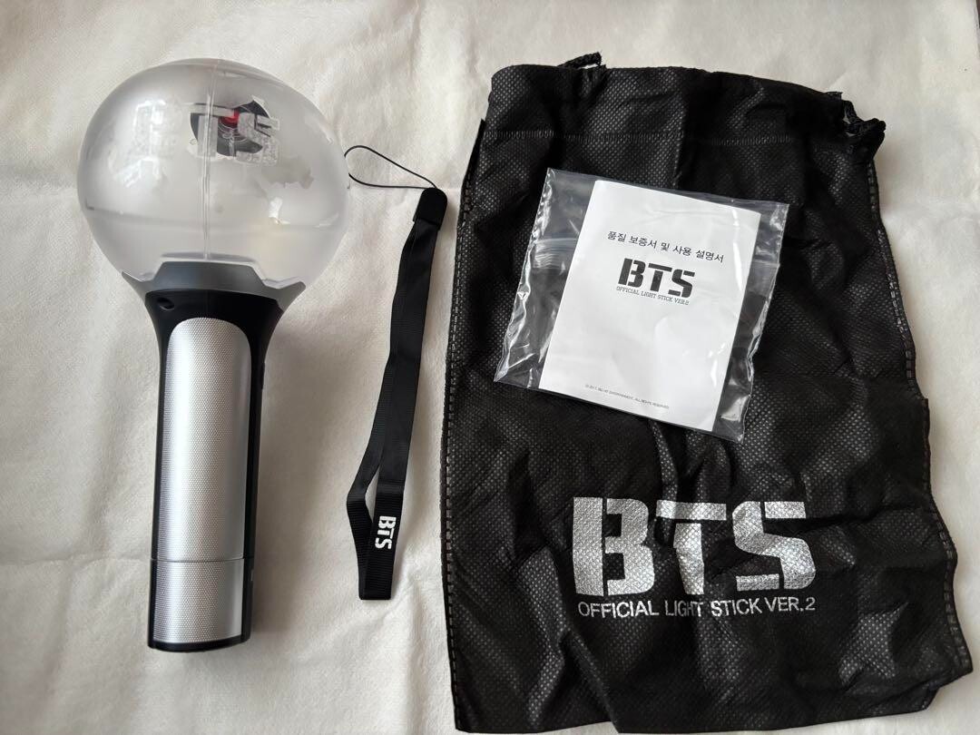 防弾少年団(BTS) - BTS OFFICIAL LIGHT STICK VER.2 BTS Bangtan Boys Official Light Stick ARMY Bomb Version 2