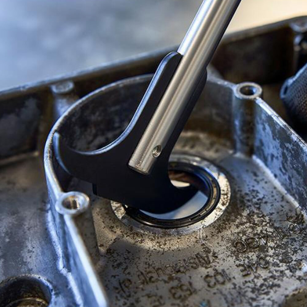 Car Accessories Oil Seal Puller Screwdriver Wrench Puller Repair Removal Tool