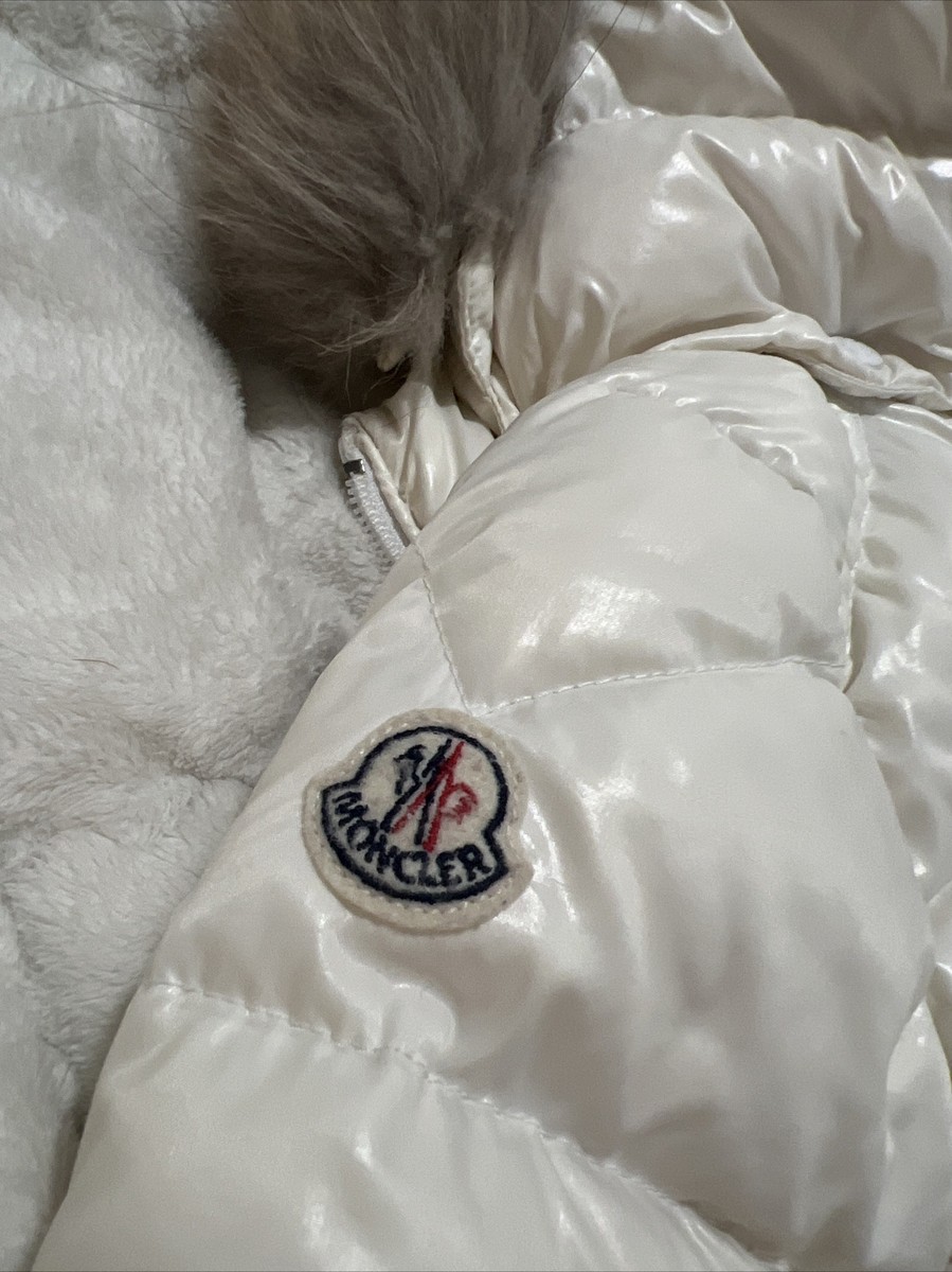 Moncler Kids Jacket White 2years/18-24months | eBay Moncler Kids Jacket White 2years/18-24months | eBay