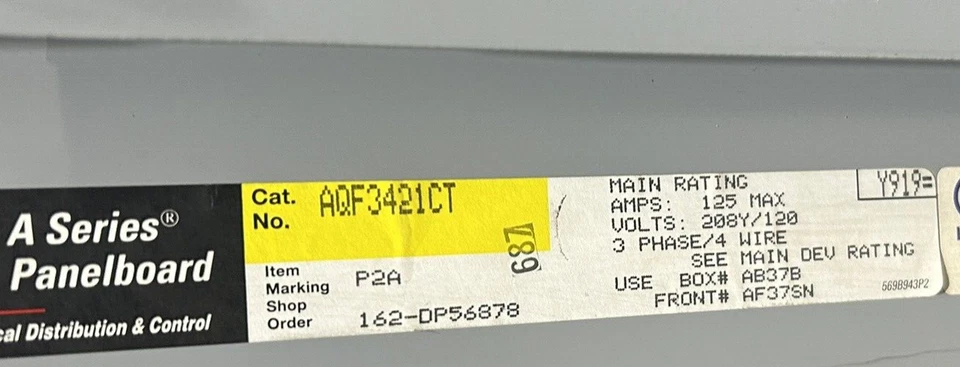 Placa de panel GE A-Series 125 Amp 208V MLO 3PH 4W AQF3421CT 🟦 Foto 3 de 4