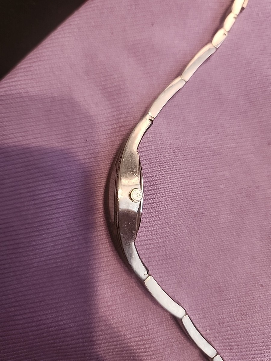 Vintage Relic Womens  Diamond Edge Wrist Watch View 3
